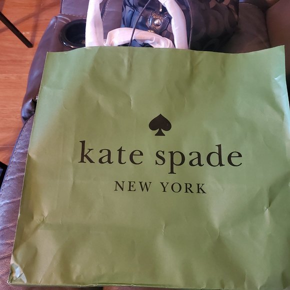 Kate Spade Poppy leather Tote - Picture 3 of 3